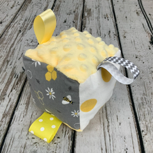 Load image into Gallery viewer, Fabric Sensory Baby Block / Baby Bee / Baby Toy / Rattle / Crinkle Toy