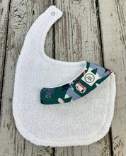 Load image into Gallery viewer, Baby Boy Bib Burp Cloth Gift Set / Baby Bib Burp Cloth Camping Mountains / Baby Shower Gift