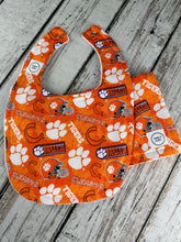 Load image into Gallery viewer, Clemson Tigers Baby Boy Bib Burp Cloth Gift Set / Clemson football baby / Clemson Bib Burp cloth / Clemson clothing/ Baby Shower Gift