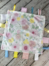 Load image into Gallery viewer, Baby Girl Tag Blanket / Pink Floral Tag Blanket / Baby Shower Gift / Sensory Blanket