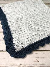 Load image into Gallery viewer, Crochet Baby Blanket / Baby Boy / Blue
