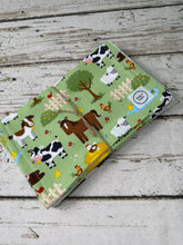 Load image into Gallery viewer, Burp cloth set of 2 in farm animal print and cow print.
