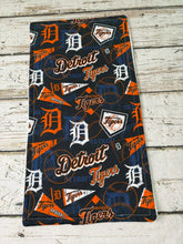 Load image into Gallery viewer, Detroit Tigers burp cloth
