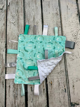 Load image into Gallery viewer, Baby gender neutral minky tag blanket lovey / sweet dreams / baby girl or boy shower gift
