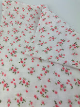 Load image into Gallery viewer, Baby Swaddle Blanket / Baby Girl Swaddle Blanket / Muslin Guaze Baby Blanket / Baby Shower Gift / Pink Floral Swaddle
