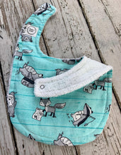 Load image into Gallery viewer, Baby Boy Bib Burp Cloth Set / Bear Baby Bib / Woodland Animals Burp Cloth / Woodland Animals Nursery / Baby Shower Gift
