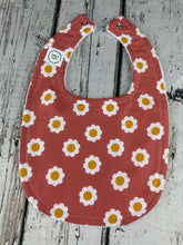 Load image into Gallery viewer, Baby Girl Burp Cloth Bib Set / Baby Girl Burp Cloth Bib Boho Daisy / Baby Shower Gift
