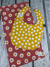 Load image into Gallery viewer, Baby Girl Burp Cloth Bib Set / Baby Girl Burp Cloth Bib Boho Daisy / Yellow Dot / Baby Shower Gift
