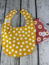 Load image into Gallery viewer, Baby Girl Burp Cloth Bib Set / Baby Girl Burp Cloth Bib Boho Daisy / Yellow Dot / Baby Shower Gift
