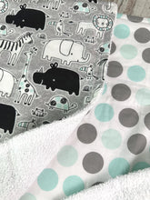 Load image into Gallery viewer, Baby Shower Gift Set / Baby Boy Burp Cloth Set / Zoo Animal Burp Cloth / Mint Green Gray Burp Cloth
