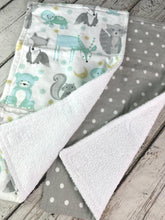 Load image into Gallery viewer, Baby Shower Gift Set / Baby Boy Burp Cloth Set / Woodland Animal Burp Cloth / Mint Green Gray Burp Cloth / Mint Woods
