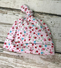 Load image into Gallery viewer, Newborn Baby Girl Top Knot Hat / Floral / Stretchy / Newborn Photo Outfit
